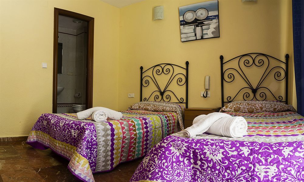 Hostal Nevot Granada Exterior foto